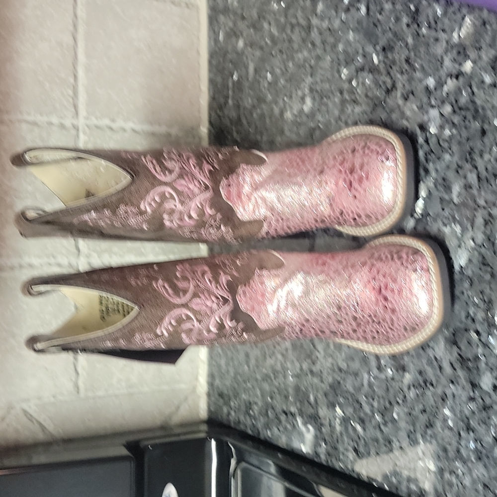 Little girl cowboy boots